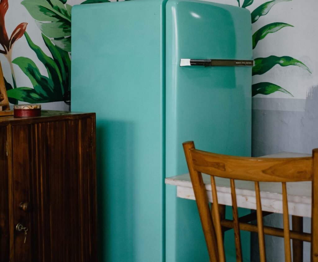 Colocation : les bonnes règles du frigo partagé 1 Comment partager son frigo entre colocataires