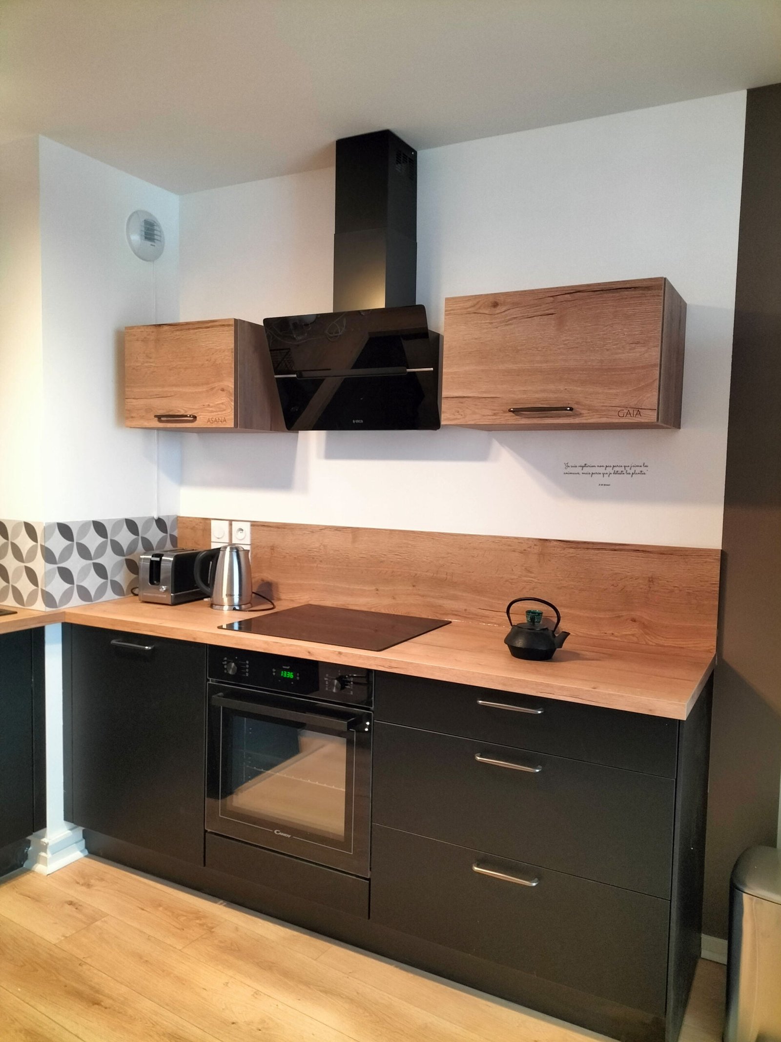 Colocation contemporaine: Livrée et dispo! 4 cuisine002 scaled - chambres à louer mantes la jolie