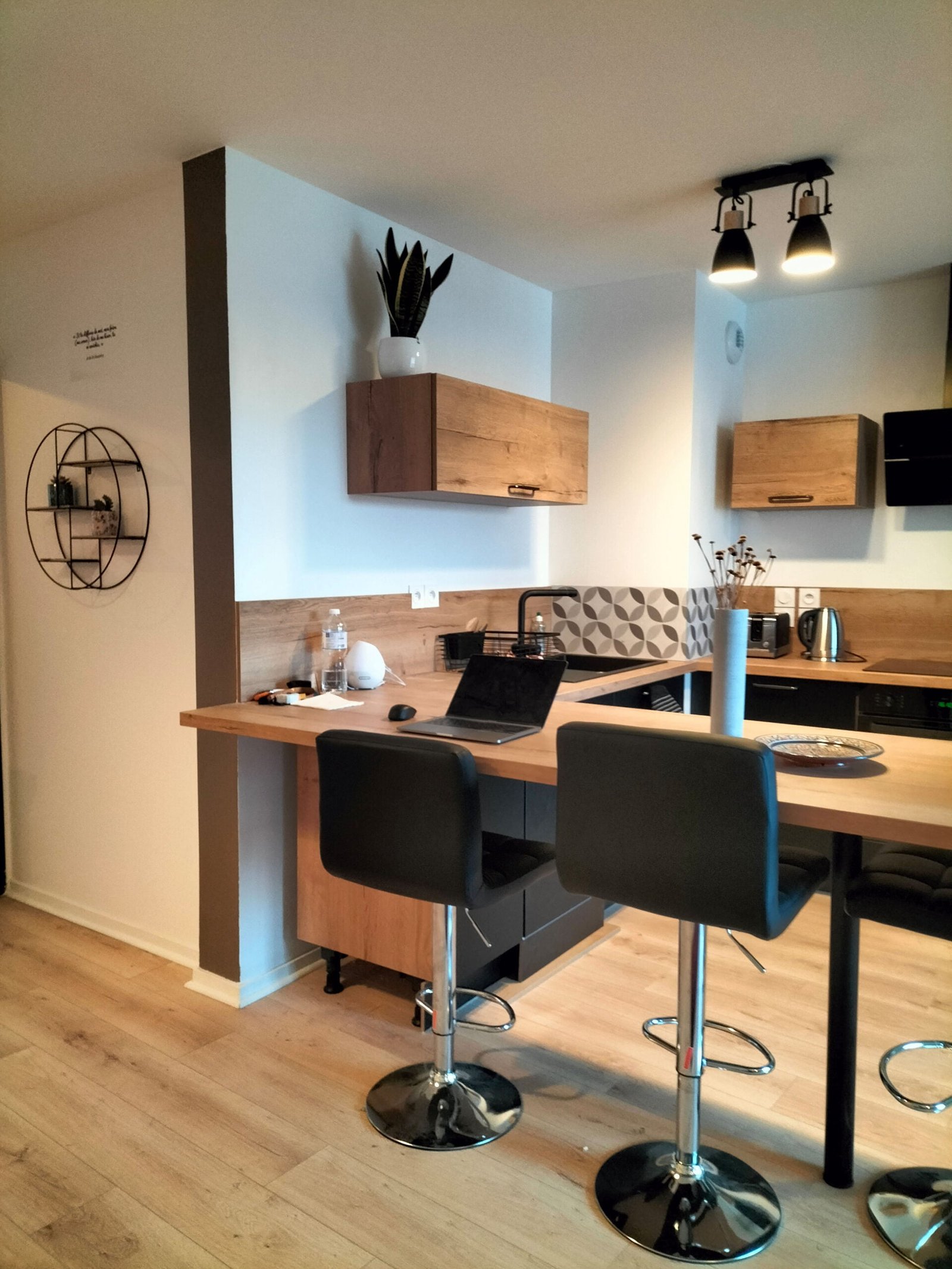 Colocation contemporaine: Livrée et dispo! 27 Salon colocation Mantes Ethique contemporain